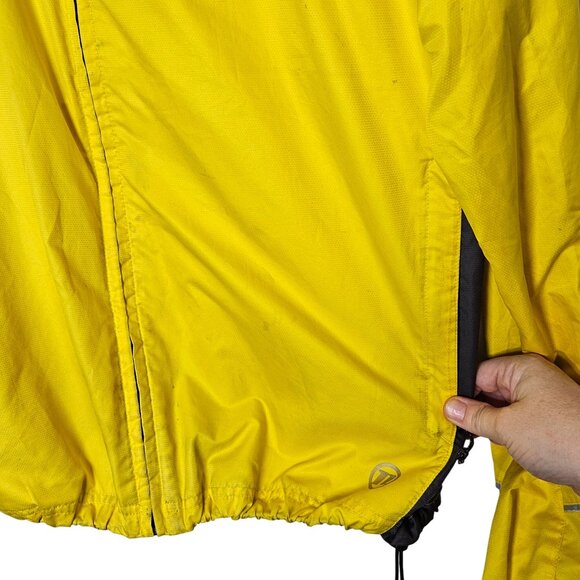 Novara Yellow Cycling Jacket XL Reflective Strips Zip Pouch Removable Sleeves - Picture 3 of 11